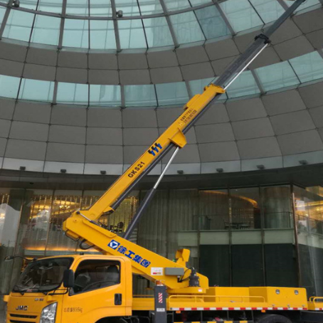 东台附近高空作业车租赁｜安全设备租赁｜高空安装|工程定制化方案｜亿立达设备租赁